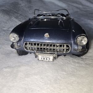 Chevrolet 1957 Model Car in Metallic Gray